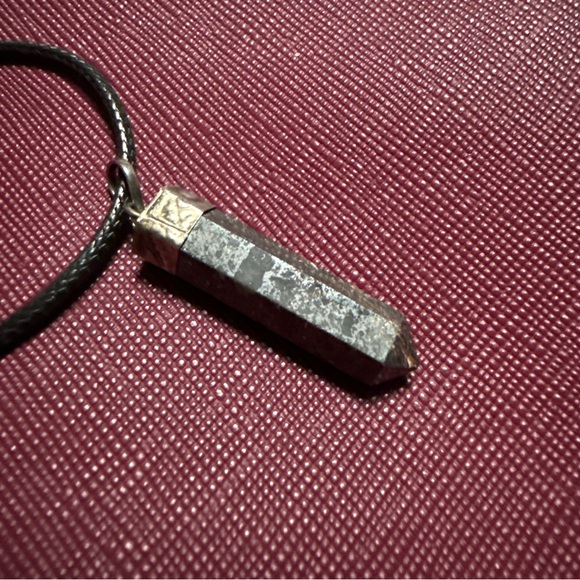 Jewelry Box with Rings and Necklaces - Picture 5 of 9